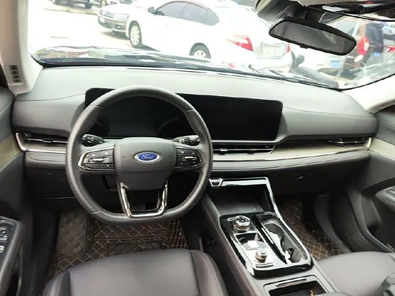 FORD EQUATOR SPORT PLATINUM EDITION 2023