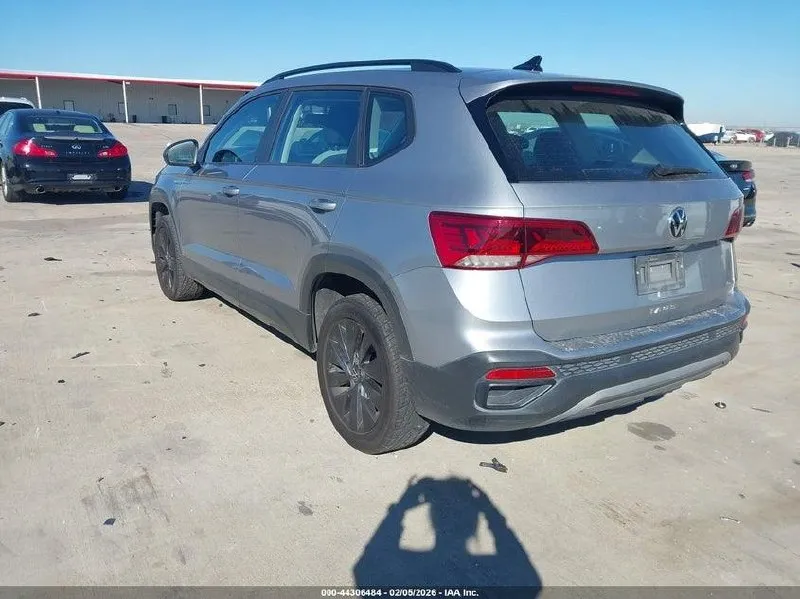 VOLKSWAGEN TAOS 2022