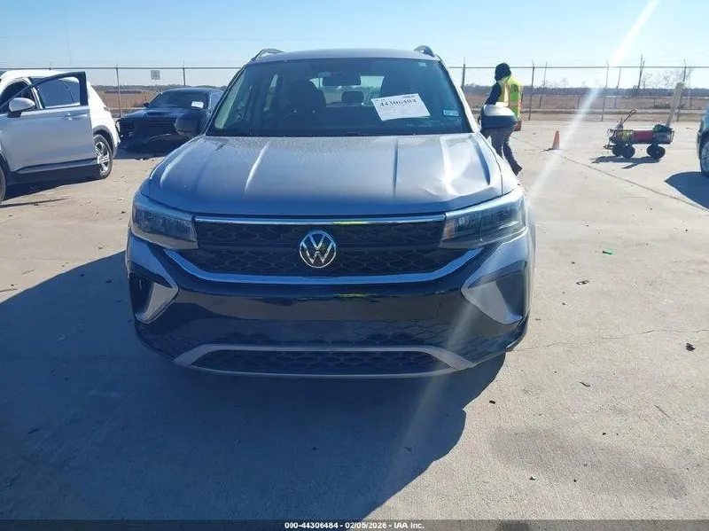 VOLKSWAGEN TAOS 2022