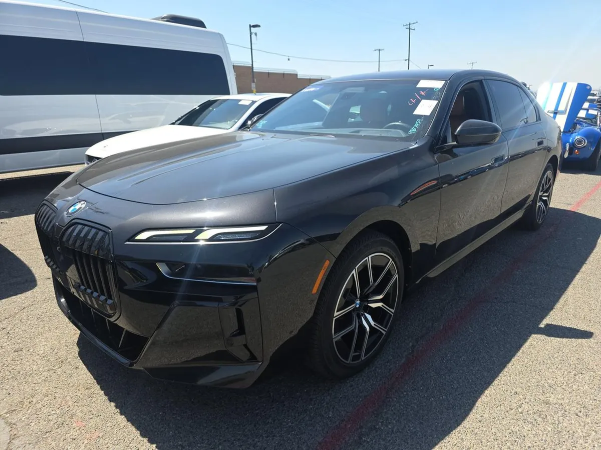 BMW 7 SERIES SEDAN 740I 2023