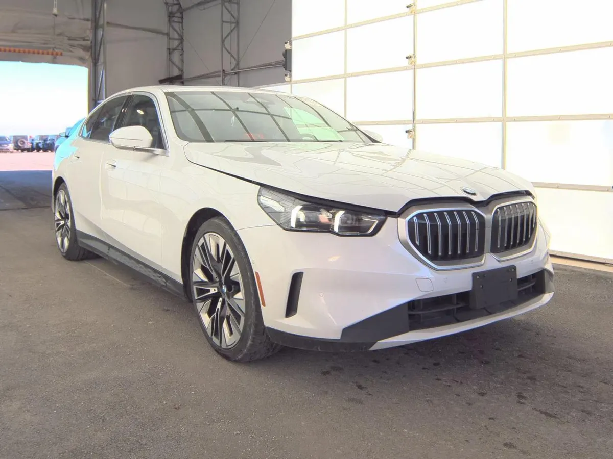 BMW 5 SERIES SEDAN 530I 2023