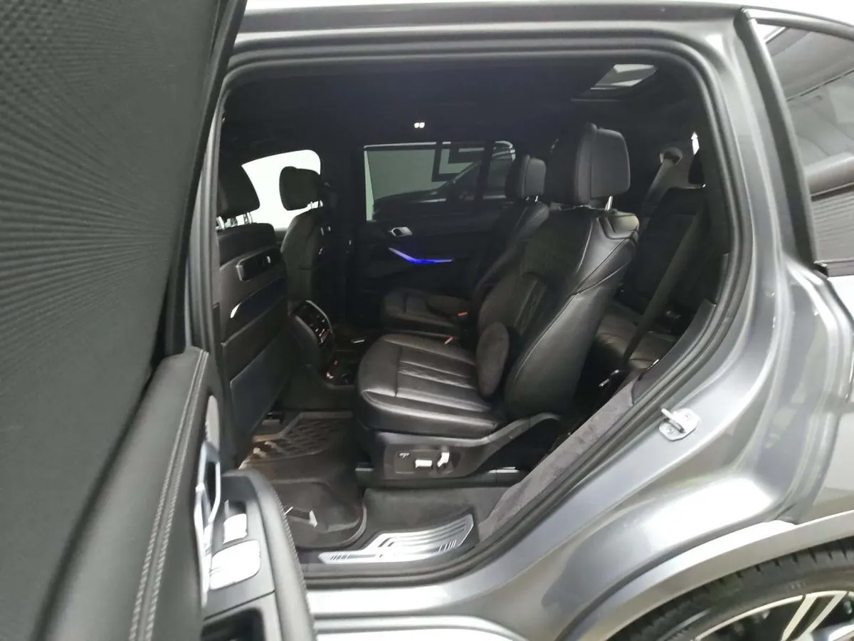 BMW X7 SPORTS ACTIVITY VEHICLE 2022