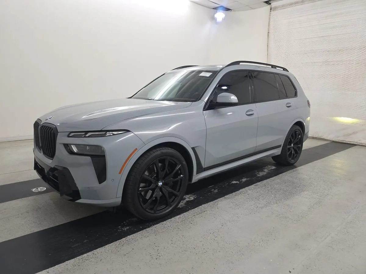 BMW X7 SPORTS ACTIVITY VEHICLE 2022