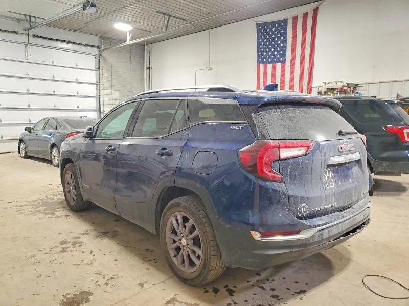 GMC TERRAIN SLT 2023