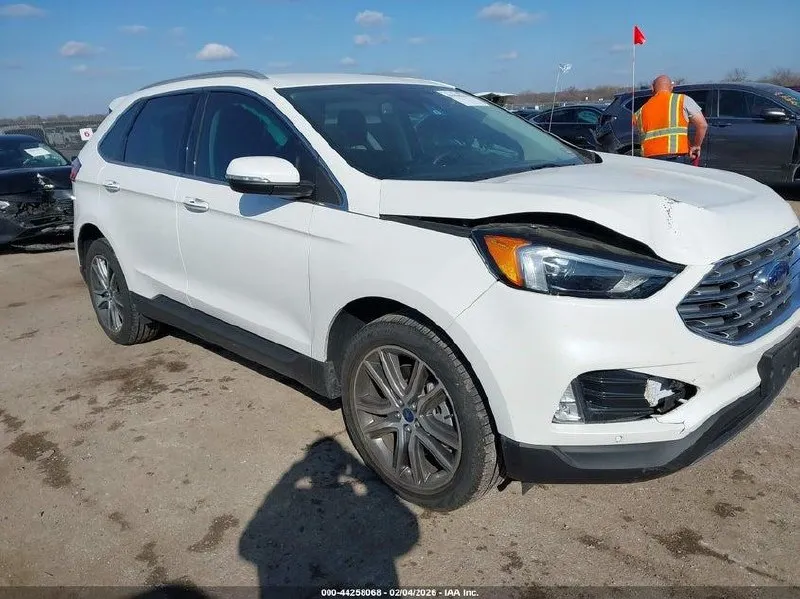 FORD EDGE TITANIUM 2022