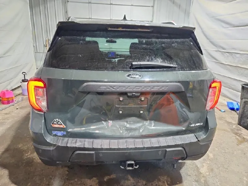 FORD EXPLORER TIMBERLINE 2023