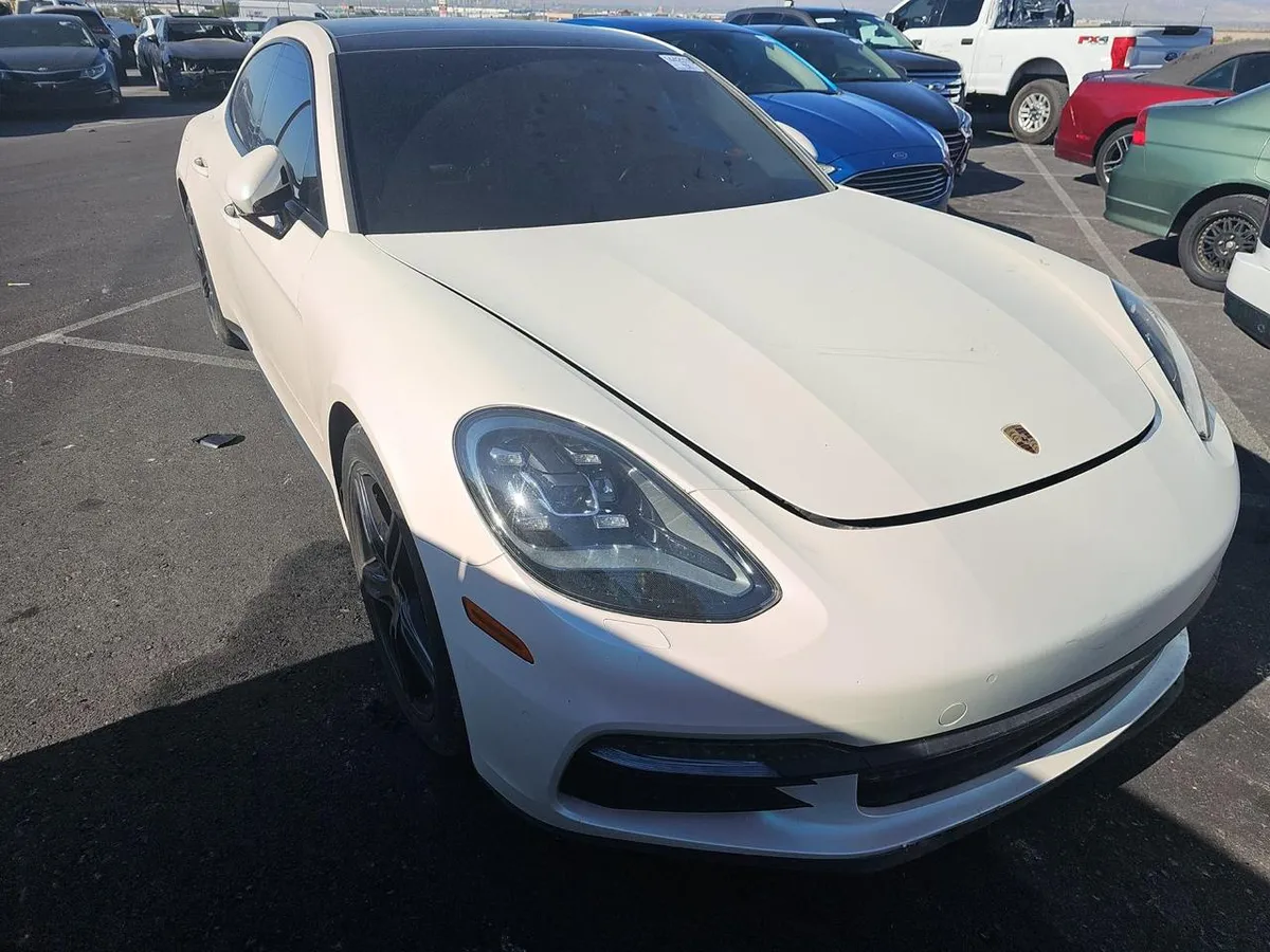 PORSCHE PANAMERA 2020