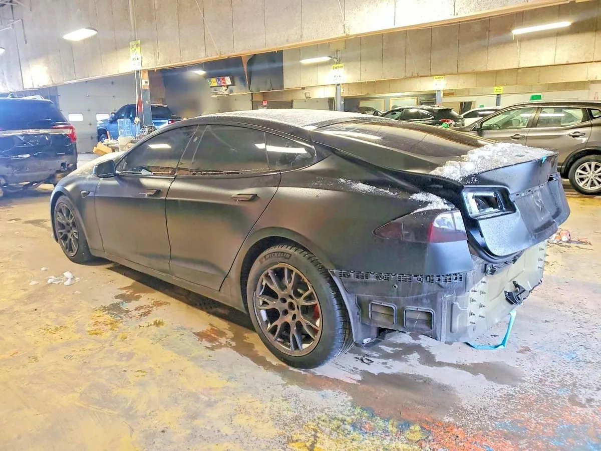 TESLA MODEL S 2020