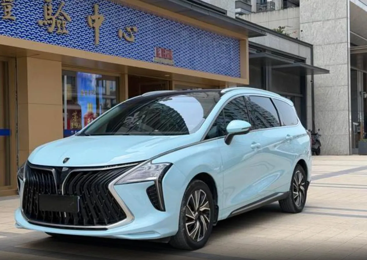 DONGFENG FENGXING YACHT 2022