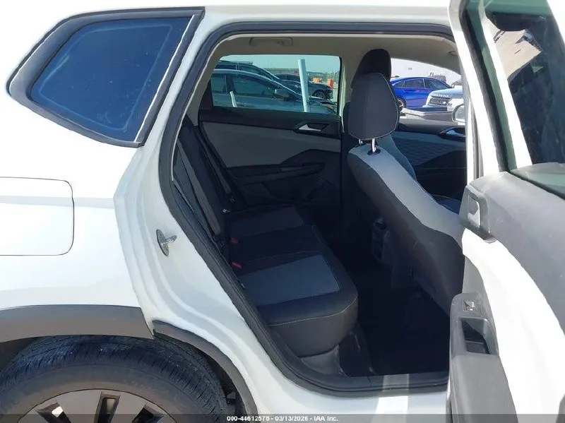 VOLKSWAGEN TAOS 2021
