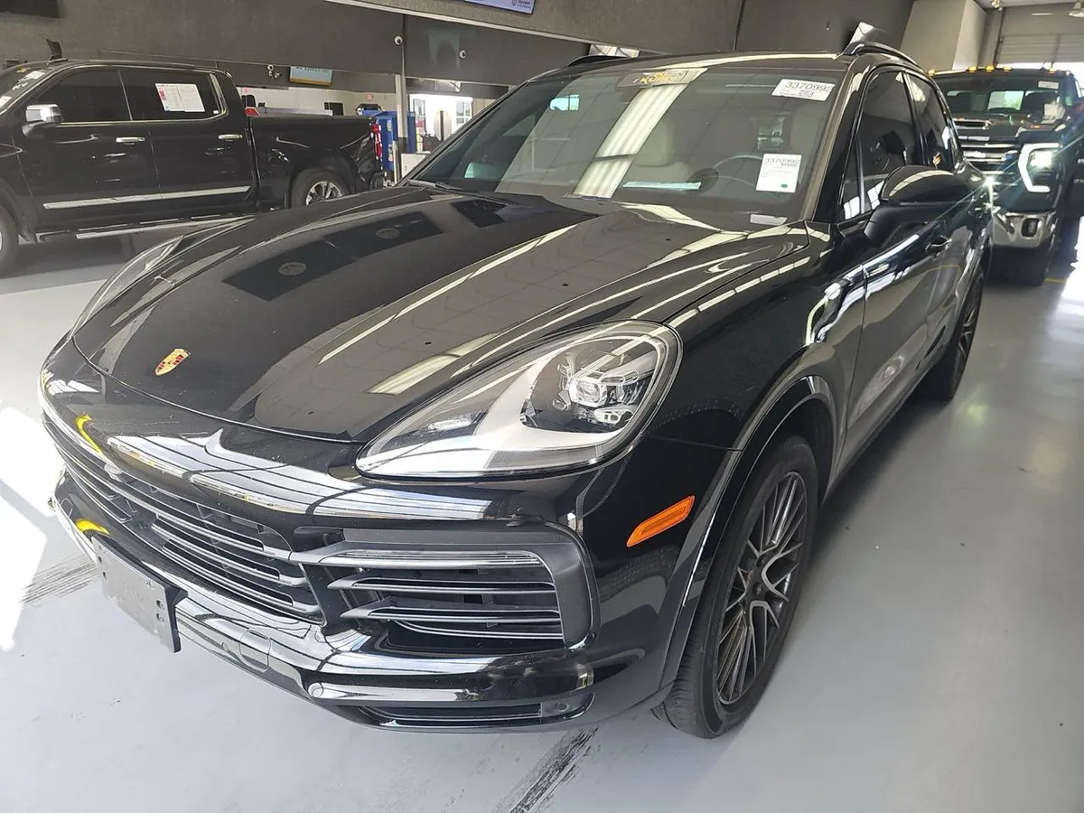 PORSCHE CAYENNE 2023