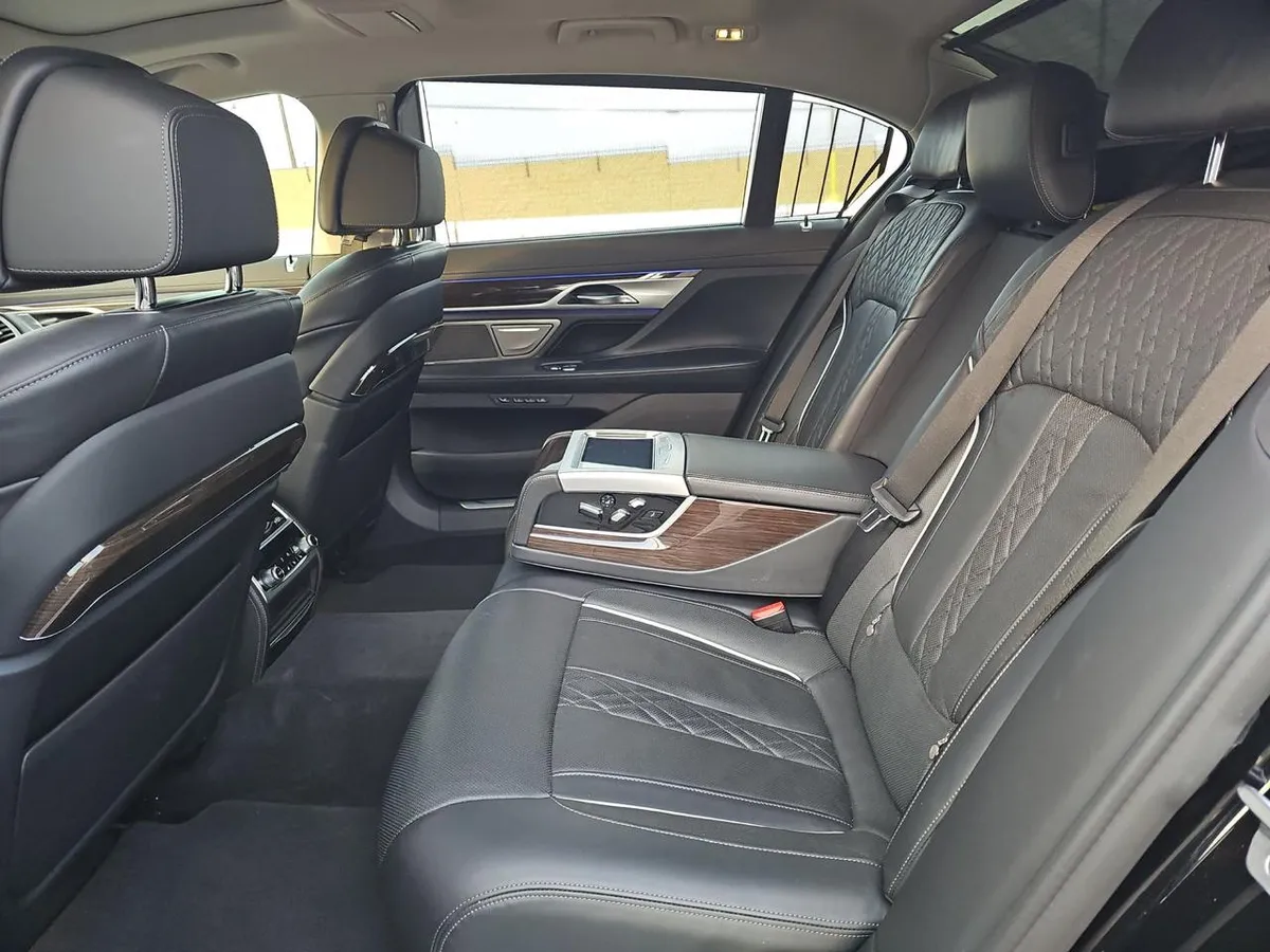 BMW 7 SERIES SEDAN 740I 2022