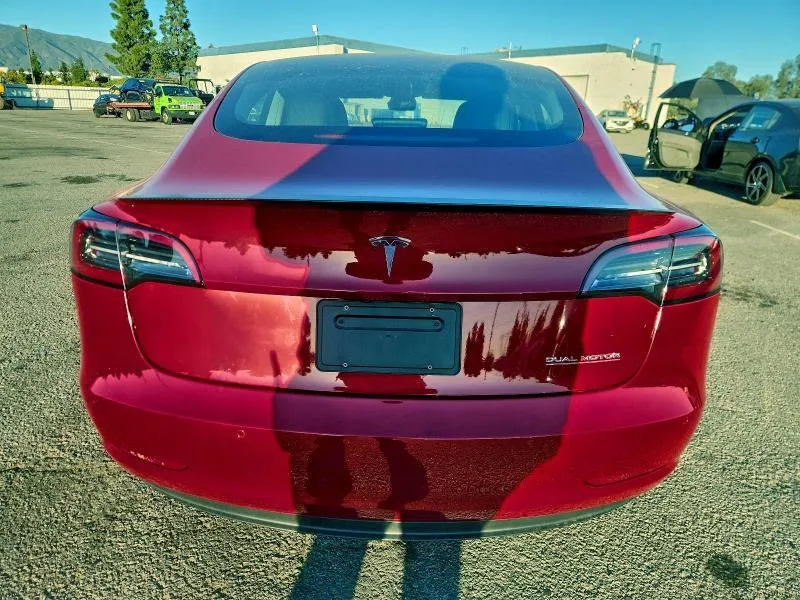 TESLA MODEL 3 DUAL MOTOR 2020