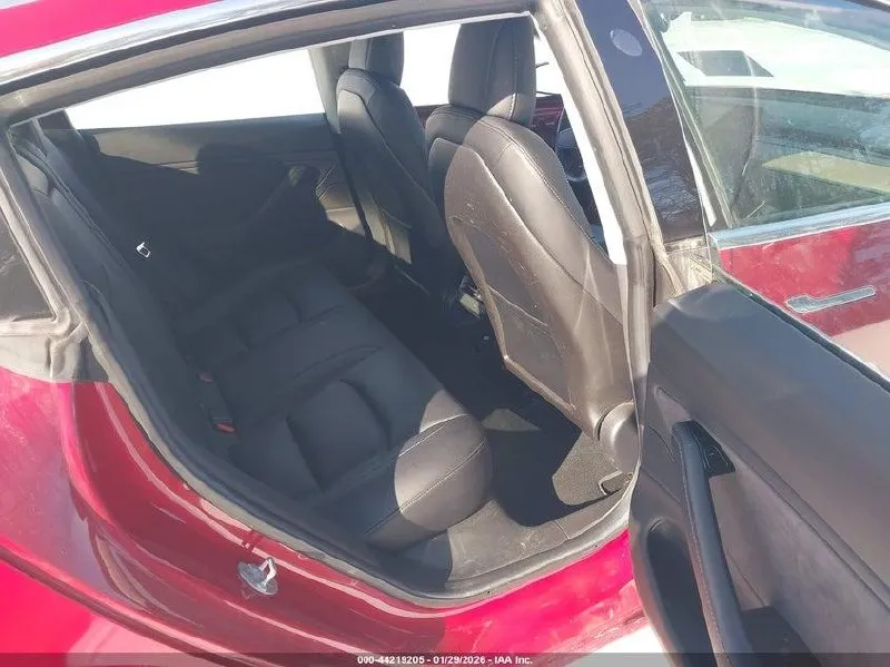 TESLA MODEL 3 LONG RANGE/MID 2018