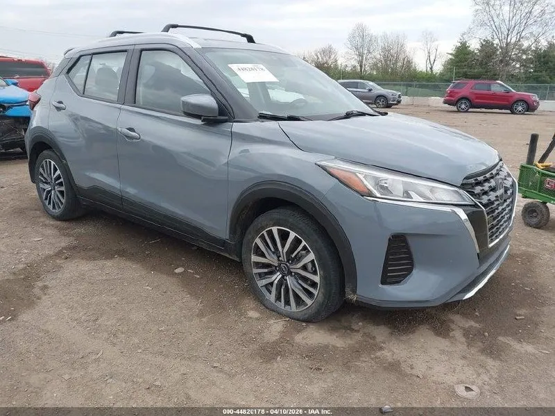 NISSAN KICKS SV XTRONIC CVT 2022