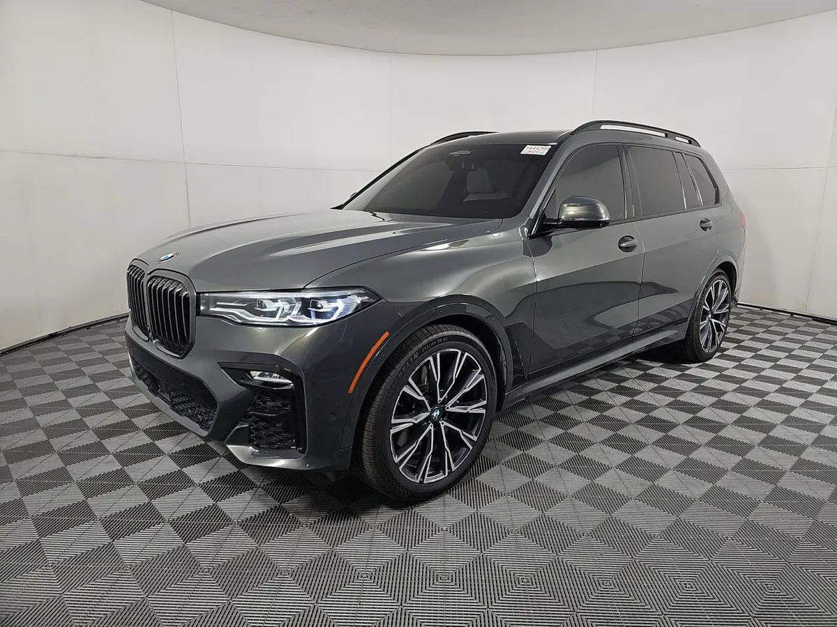 BMW X7 SPORTS ACTIVITY VEHICLE 2021
