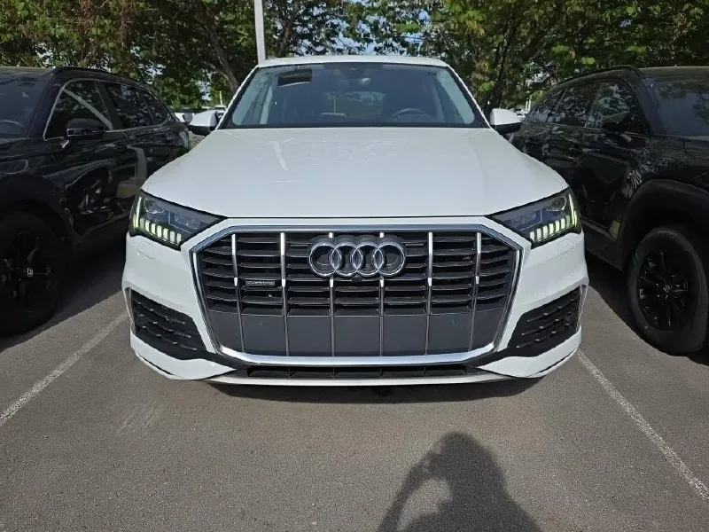AUDI Q7 PREMIUM 2023