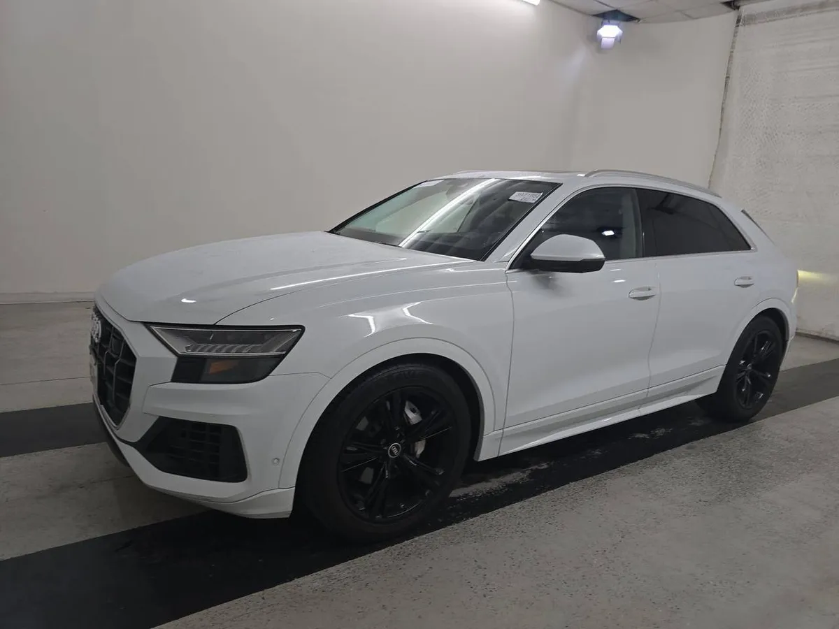 AUDI Q8 PRESTIGE 2022