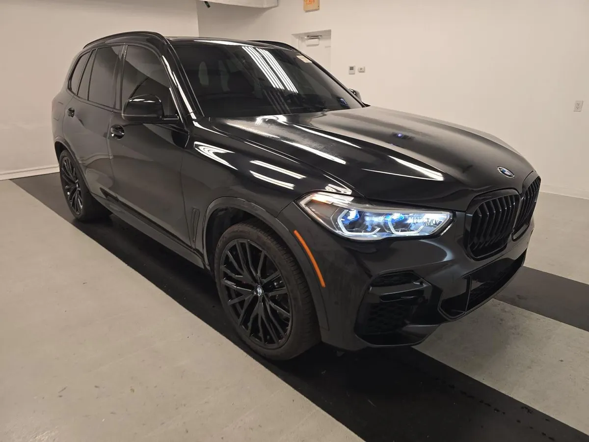 BMW X5 SPORTS ACTIVITY VEHICLE 2022