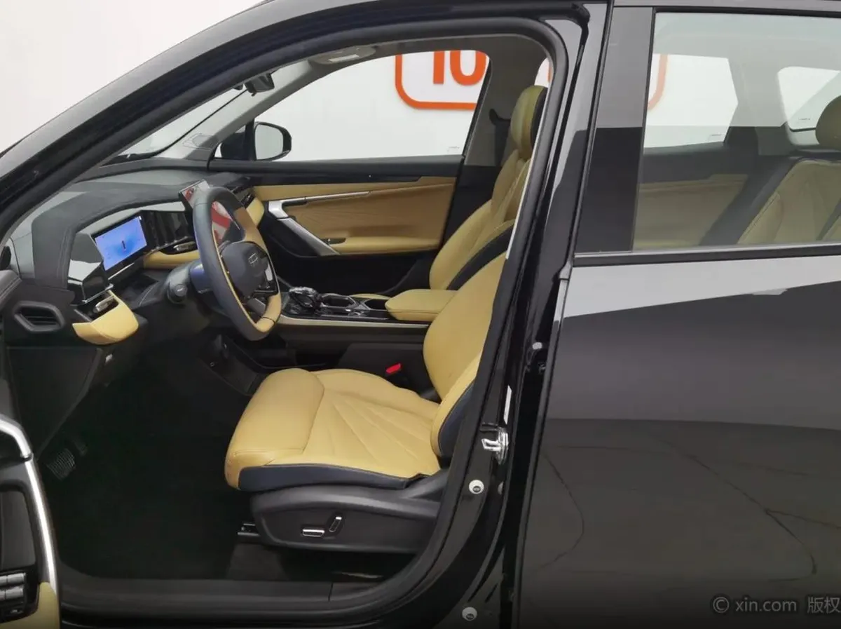 GEELY BOYUE L PREMIUM 2023