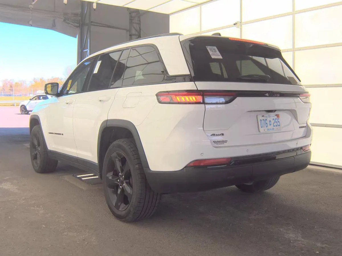 JEEP GRAND CHEROKEE LIMITED 2023