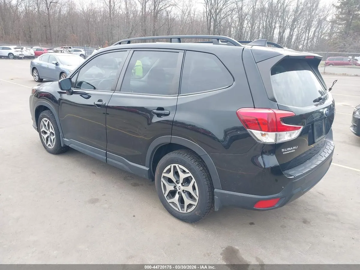 SUBARU FORESTER PREMIUM 2022