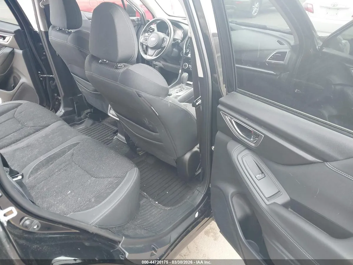 SUBARU FORESTER PREMIUM 2022