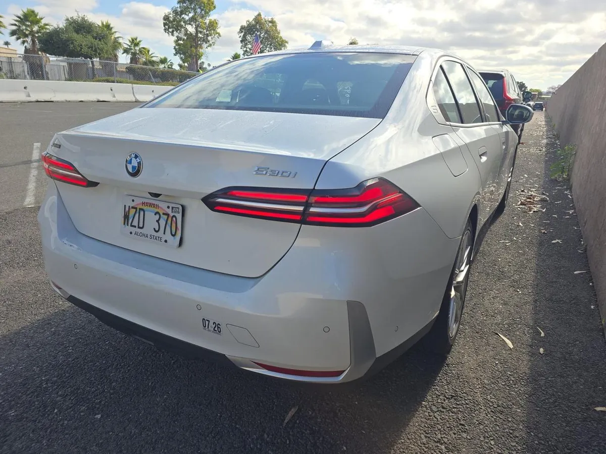 BMW 5 SERIES SEDAN 530I 2024
