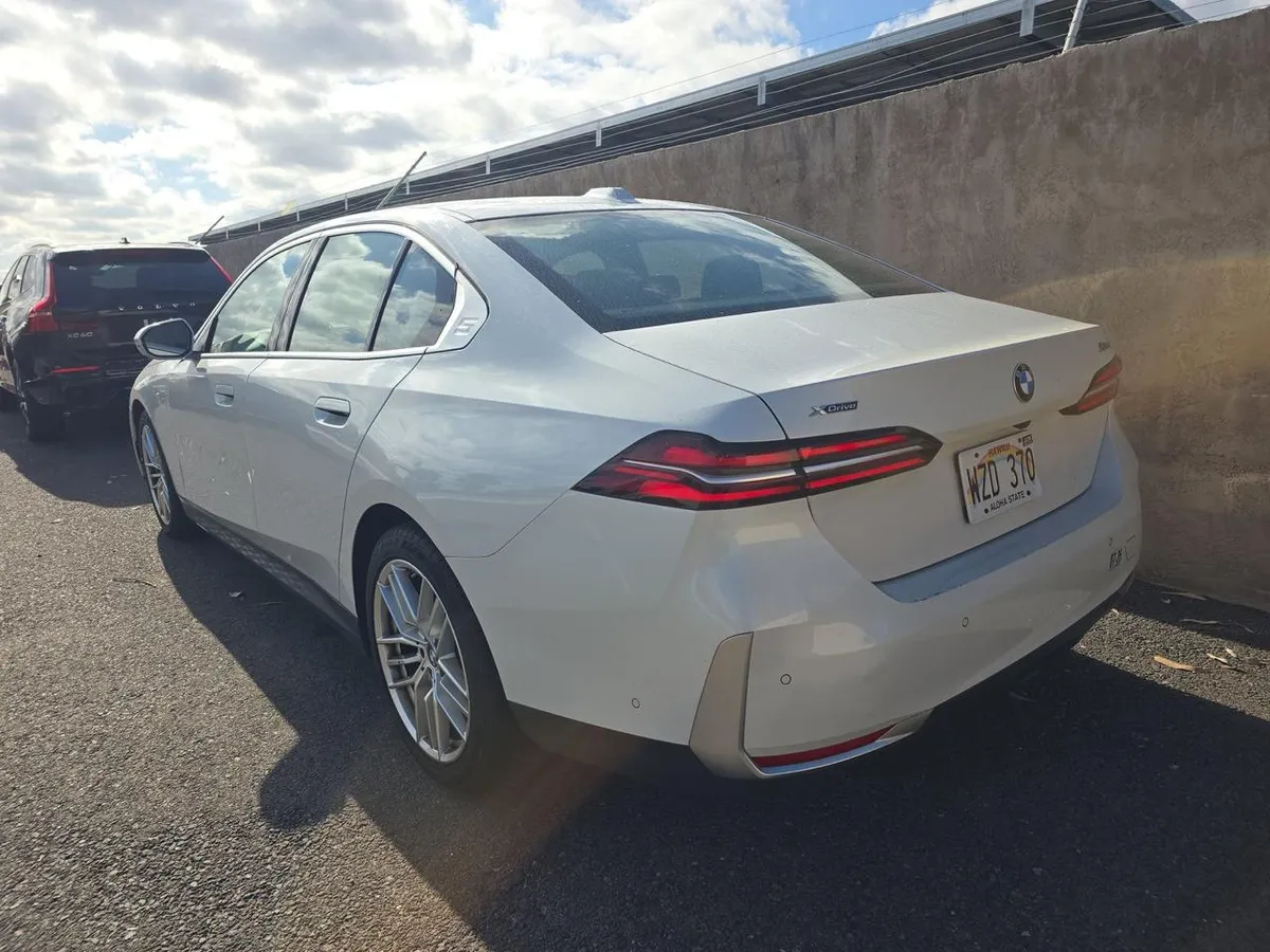 BMW 5 SERIES SEDAN 530I 2024