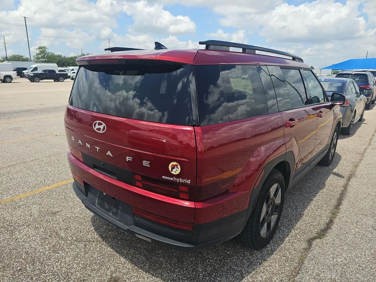 HYUNDAI SANTA FE SEL 2024
