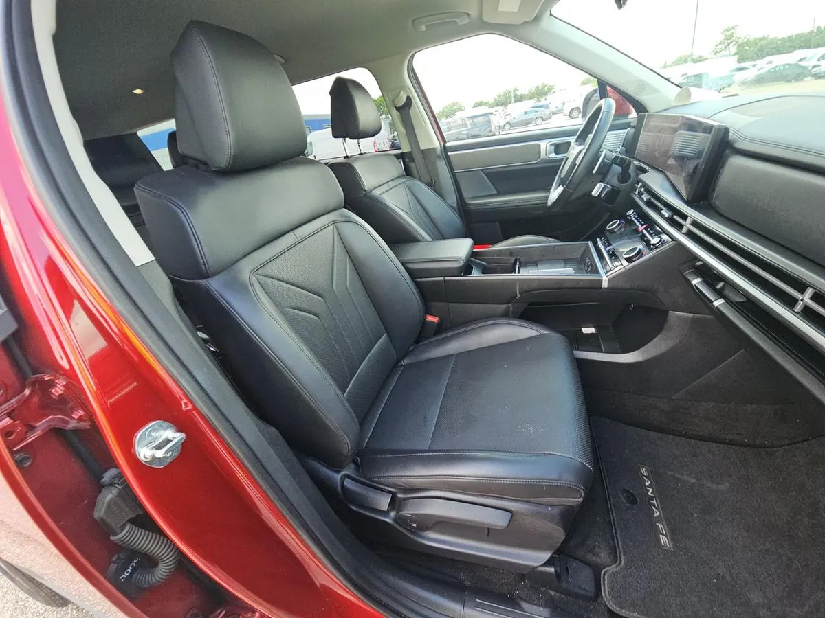 HYUNDAI SANTA FE SEL 2024