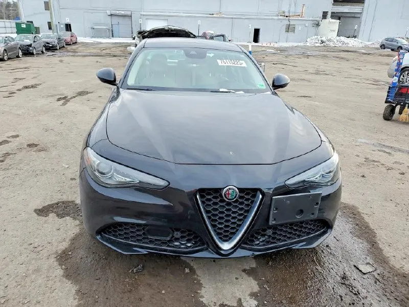 ALFA ROMEO GIULIA TI Q4 2017