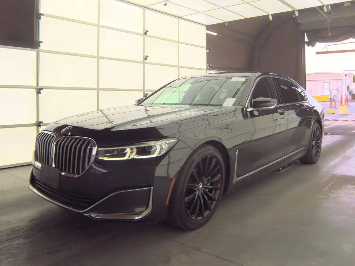 BMW 7 SERIES SEDAN 740I 2022