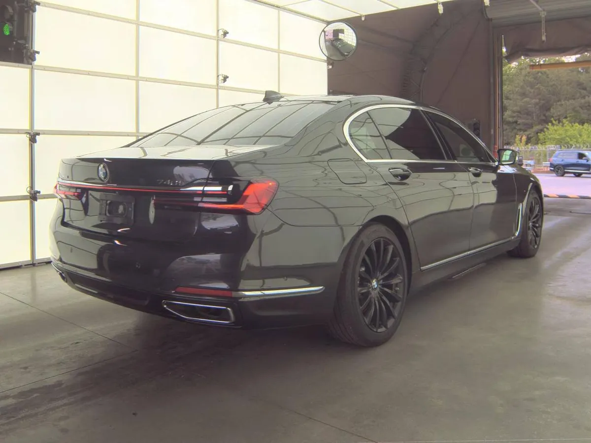 BMW 7 SERIES SEDAN 740I 2022