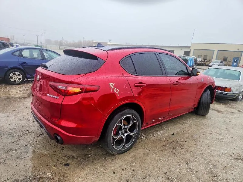 ALFA ROMEO STELVIO TI 2022