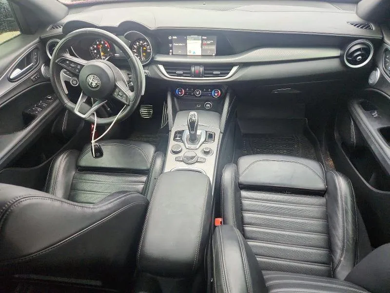 ALFA ROMEO STELVIO TI 2022