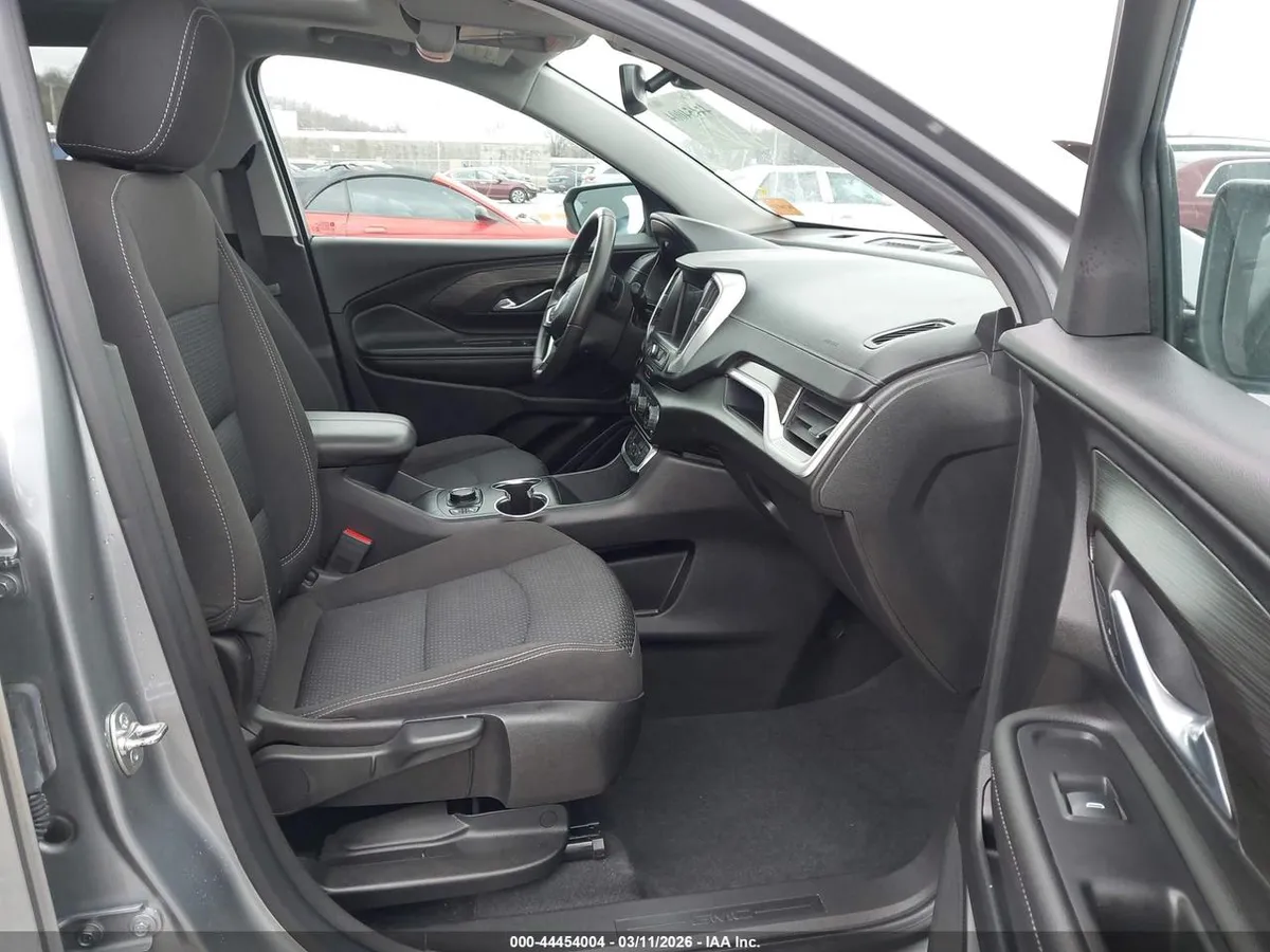 GMC TERRAIN ИЗВЕСТНЫЙ КОМФОРТНОЙ ПОДВЕСКОЙ И ЭКОНОМИЧНЫМ ТУРБОМОТОРОМ 2024