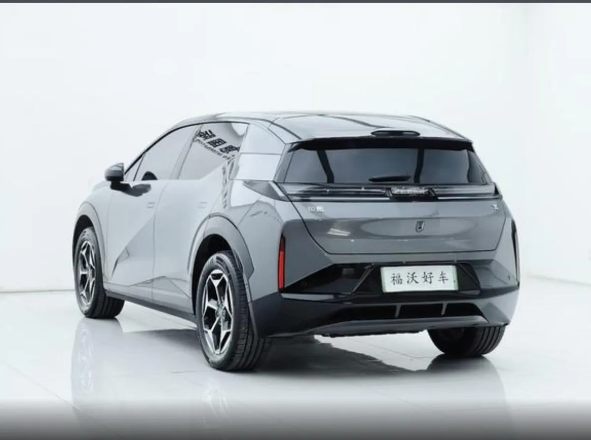 ZEEKR X 2025
