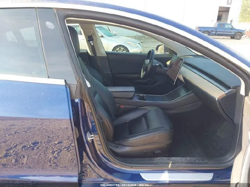 TESLA MODEL 3 LONG RANGE 2018