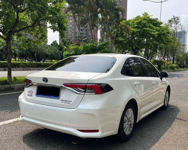 TOYOTA COROLLA INTELLIGENT HYBRID 1 2023