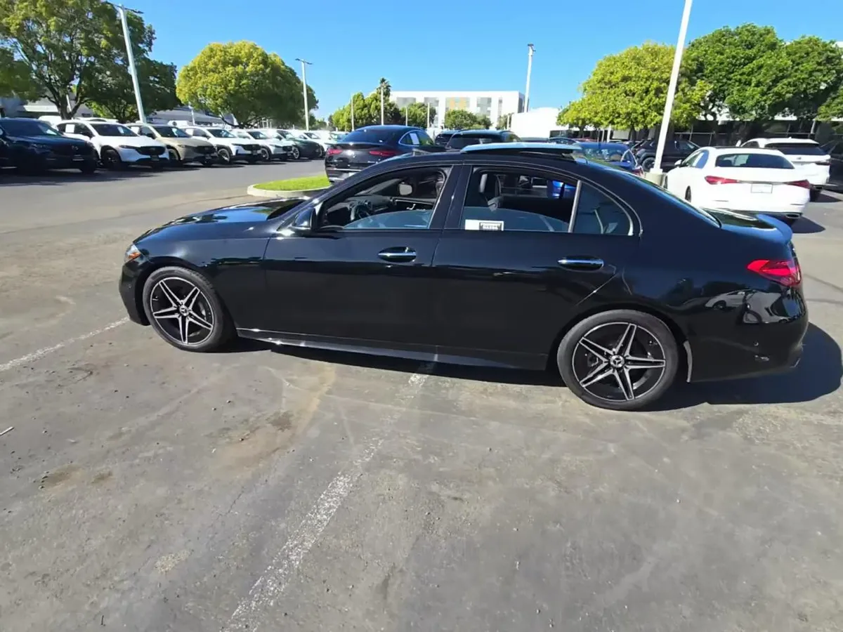 MERCEDES-BENZ C-CLASS C 300 2023