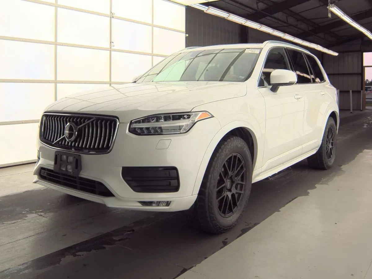VOLVO XC90 T6 MOMENTUM 6-PASSENGER 2020
