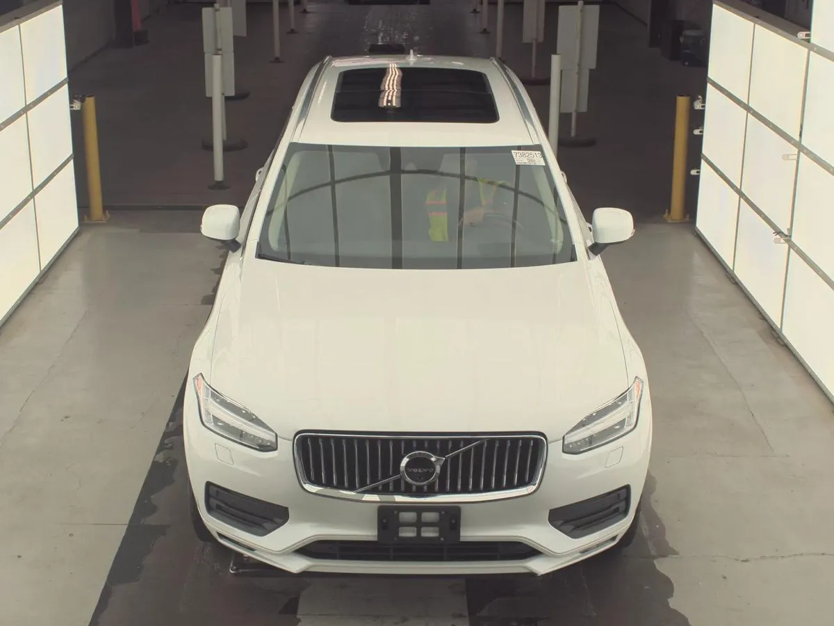 VOLVO XC90 T6 MOMENTUM 6-PASSENGER 2020