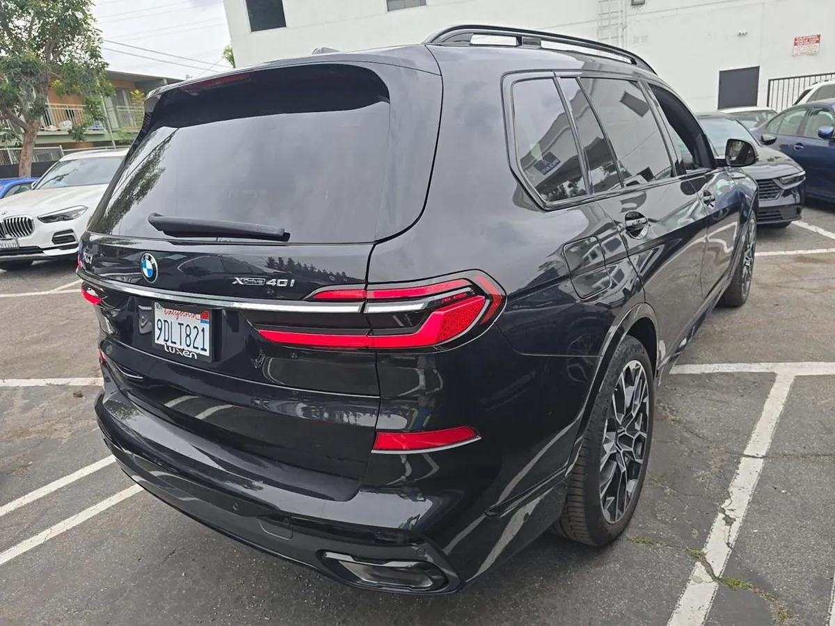 BMW X7 SPORTS ACTIVITY VEHICLE 2022