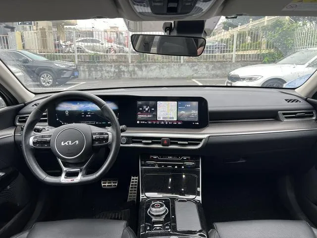 KIA K5 GT-LINE 2021