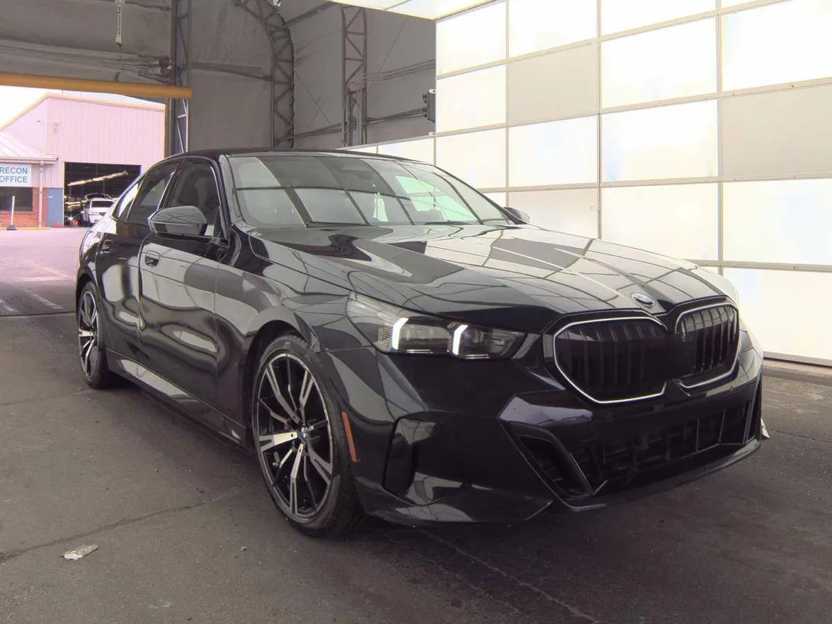 BMW 5 SERIES SEDAN 530I 2024