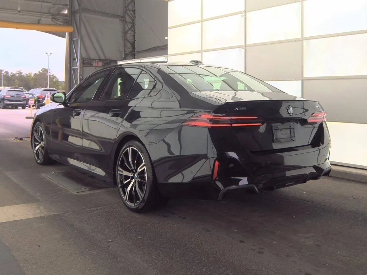 BMW 5 SERIES SEDAN 530I 2024