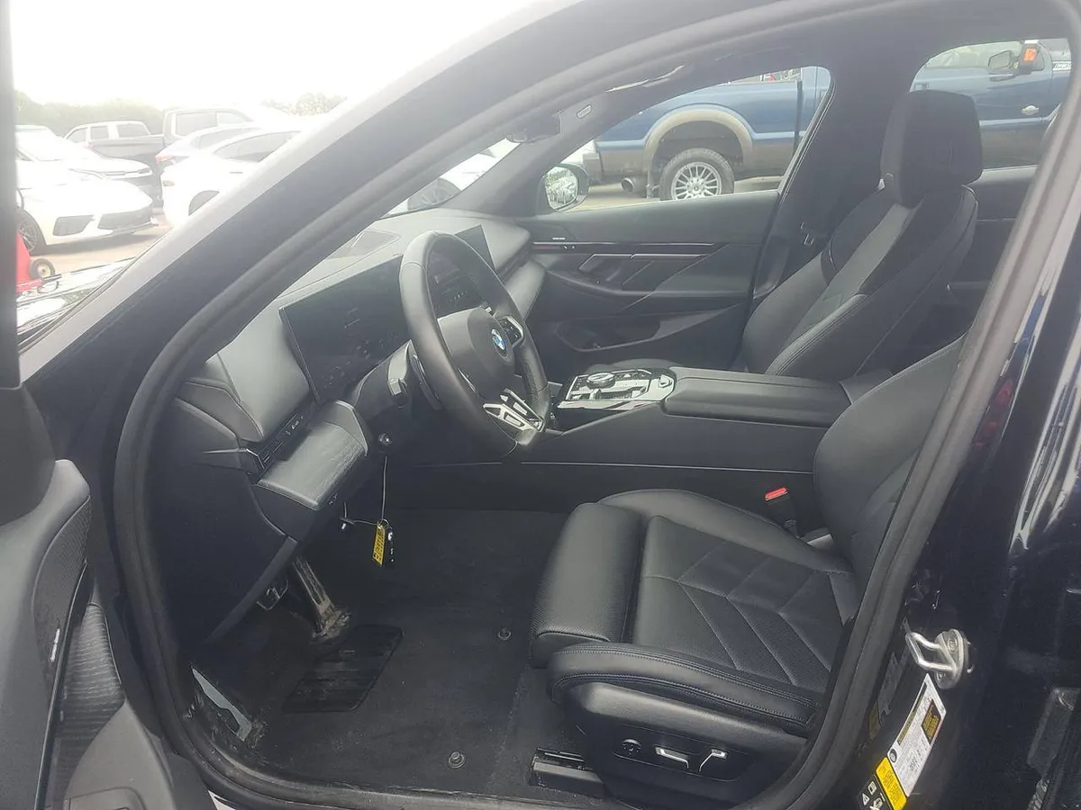 BMW 5 SERIES SEDAN 530I 2024