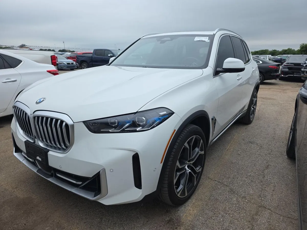 BMW X5 SPORTS ACTIVITY VEHICLE 2024