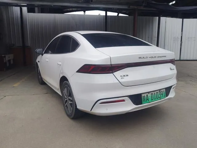 BYD QIN LUXURY 2021